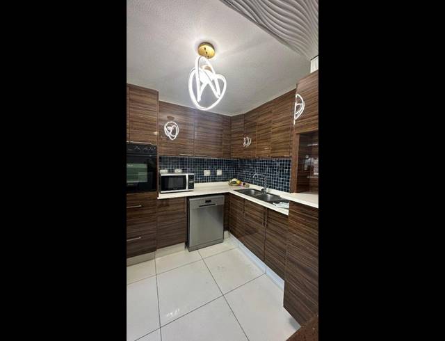 3 BEDROOM APARTMENT FOR SALE IN NORTH BEACH